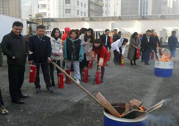 提高消防安全意识在行动--江西恒泰公司组织开展消防演练活动