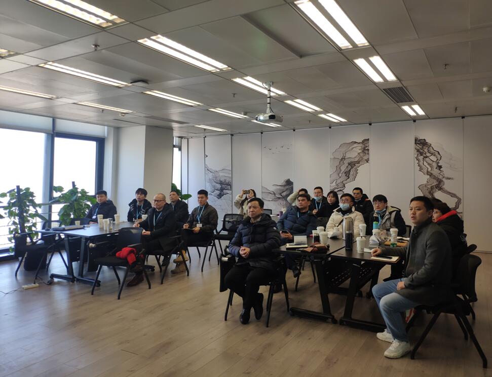 环球咨询召开2020年度年终述职大会