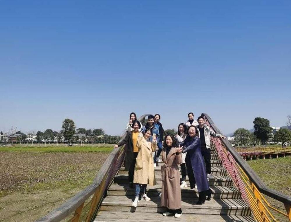 萍乡市佳誉工程造价咨询有限公司开展三八踏青活动