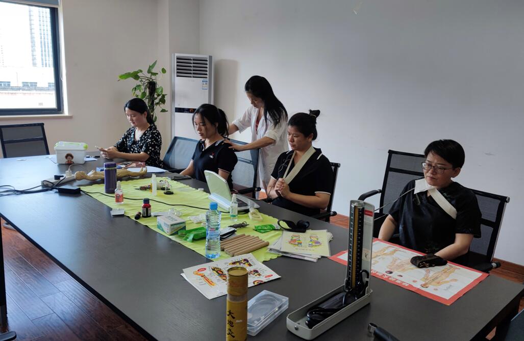 江西宝利恒公司给员工提供医疗健康服务