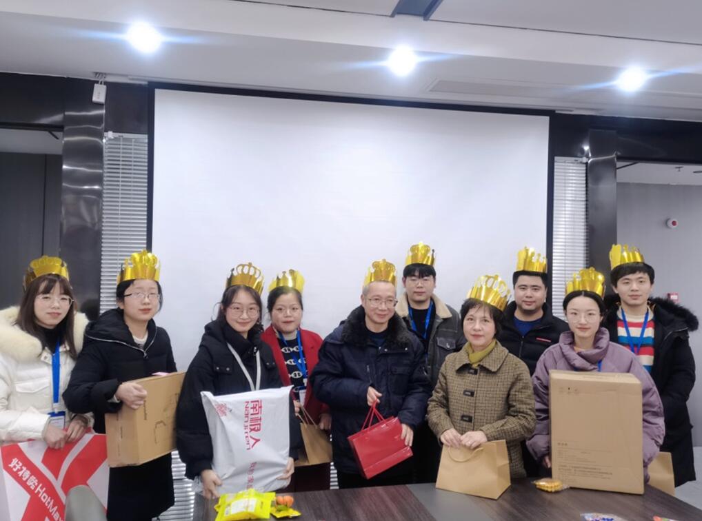 中邦通联项目管理集团举办员工生日会