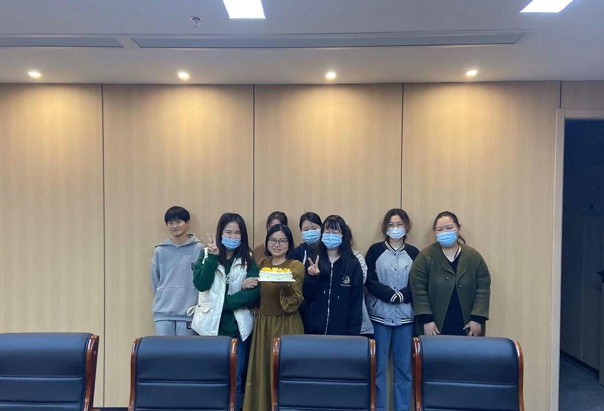 江西腾胜公司欢庆三八国际妇女节活动