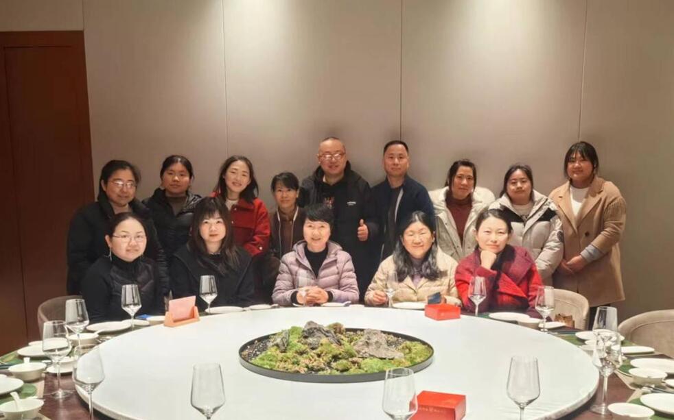 江西方正公司欢国际三八妇女节