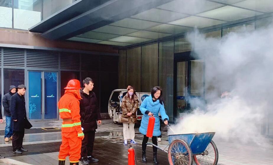 江西鼎诚组织参与消防演练
