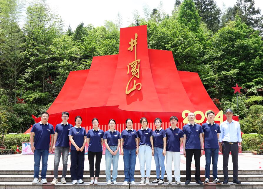 江西丰展公司开展红色教育实践活动暨团建活动