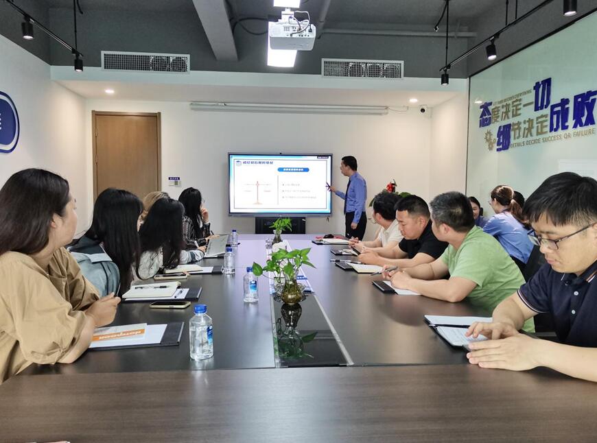 西湖区人民检察院莅临江西省兴赣公司进行知识产权宣讲培训