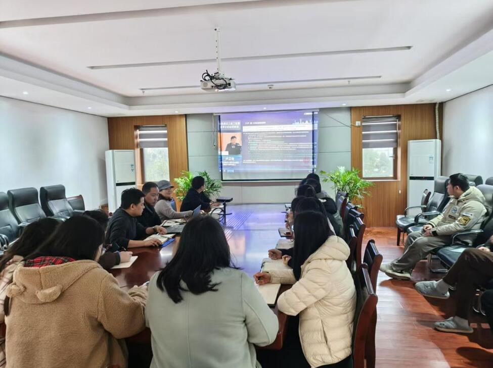 江西诚建公司召开工作会议​